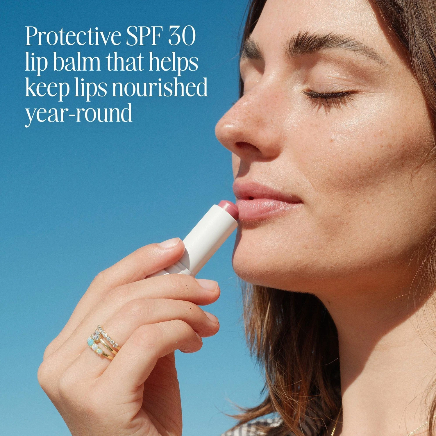 Coola ORGANIC LIPLUX CLASSIC SUNSCREEN LIP BALM SPF 30 8 Coola ORGANIC LIPLUX CLASSIC SUNSCREEN LIP BALM SPF 30 - Image 6