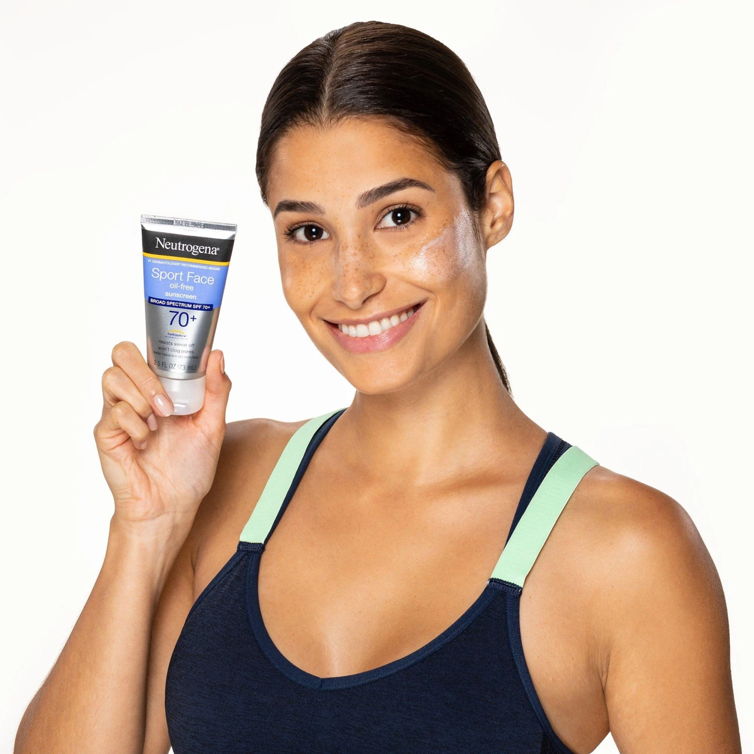 Neutrogena SPORT FACE OIL-FREE LOTION SUNSCREEN, SPF 70+ 6 Neutrogena SPORT FACE OIL-FREE LOTION SUNSCREEN, SPF 70+ - Image 4