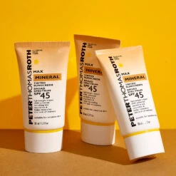 Peter Thomas Roth MAX MINERAL TINTED SUNSCREEN BROAD SPECTRUM SPF 45 -Nursing Products p430812 av 02 zoom