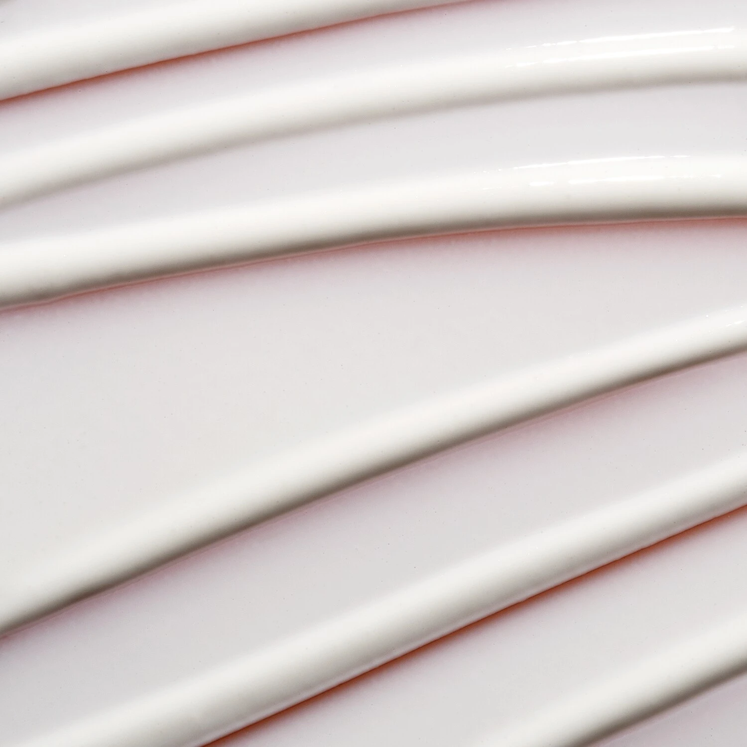 THE TRUE CREAM - AQUA BOMB SUNSCREEN BROAD SPECTRUM SPF 50 6 THE TRUE CREAM - AQUA BOMB SUNSCREEN BROAD SPECTRUM SPF 50 - Image 4