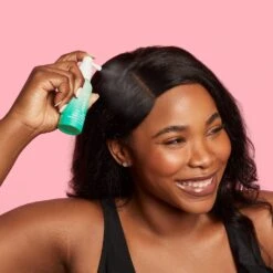 COOLA SCALP & HAIR MIST ORGANIC SUNSCREEN SPF 30 -Nursing Products s2062834 av 02 zoom