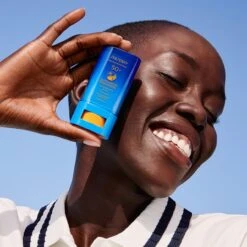 Shiseido CLEAR SUNSCREEN STICK SPF 50+ -Nursing Products s2435261 av 13 zoom