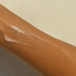 Shiseido ULTIMATE SUN PROTECTOR SPF 50+ SUNSCREEN DUO -Nursing Products s2534766 av 4 zoom