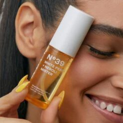 N°39 FACIAL SUNSCREEN MIST WITH SPF 39 -Nursing Products s2590628 av 3 zoom