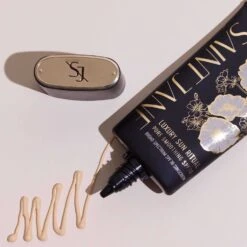 LUXURY SUN RITUAL PORE SMOOTHING SUNSCREEN SPF 30 -Nursing Products s2599330 av 3 zoom